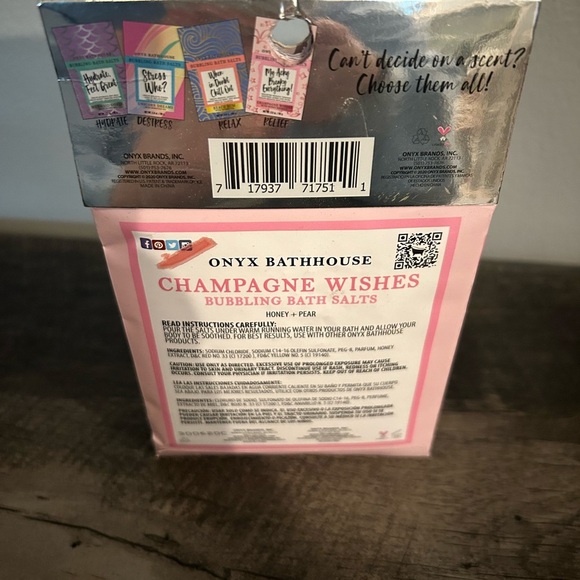 Onyx Bathhouse Spa Collection Epsom Salts - Strawberry, Apple and Kiwi, 4 Pack - Picture 4 of 4